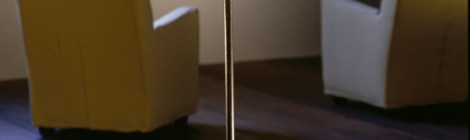 Llum dissenyat per Jaume Sans i comercialitzat per Santa and Cole